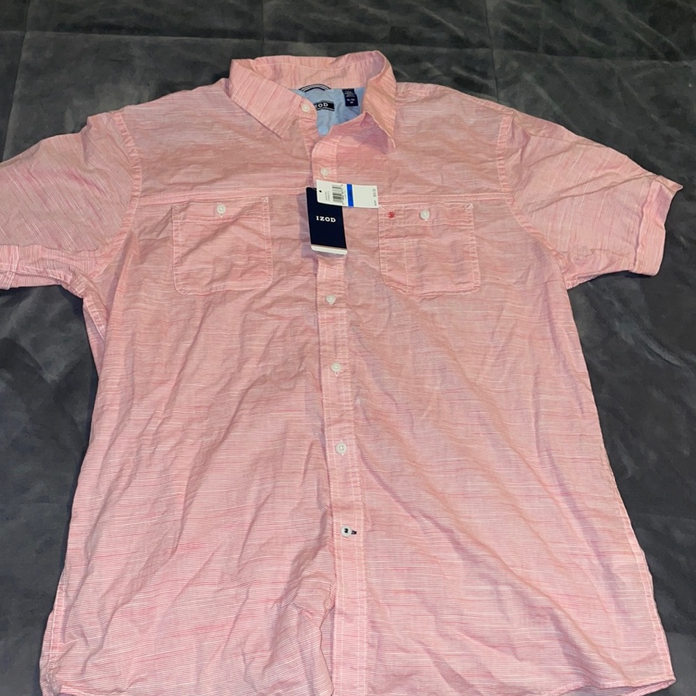 IZOD short sleeve button down shirt
